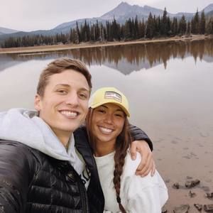 Meet your Posher, Alyson